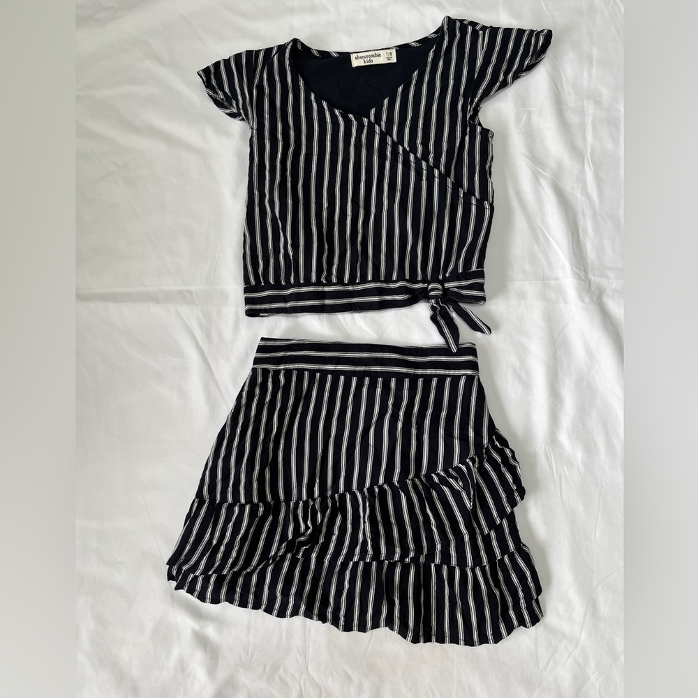 Abercrombie kids skirt and  top set - navy, girls size 7-8